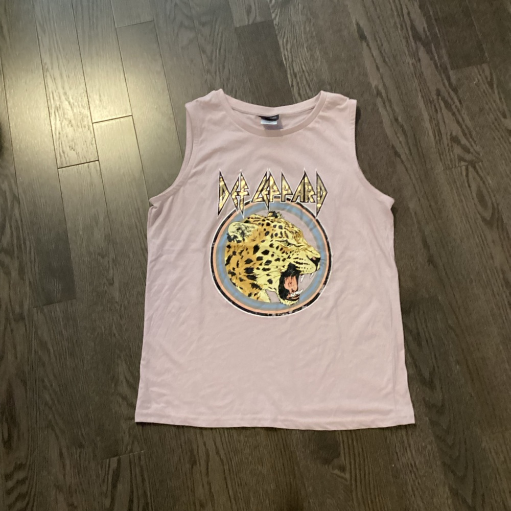 Def Leppard tank shirt size M